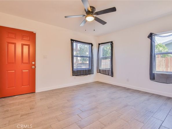 10955 S Spring Street, Los Angeles CA 90061