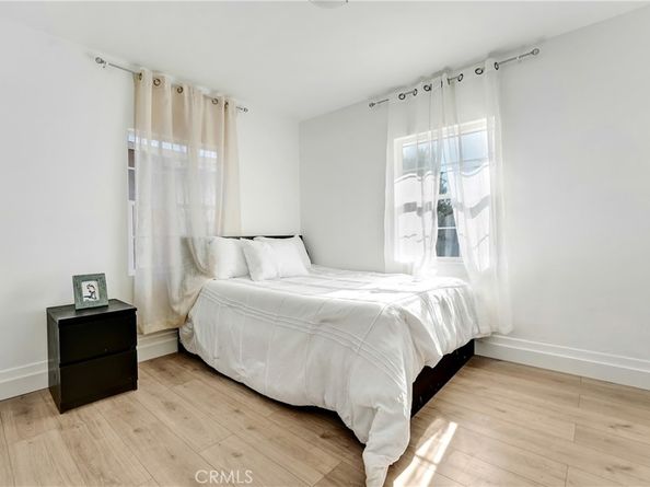 230 E 75th Street, Los Angeles CA 90003