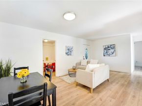 230 E 75th Street, Los Angeles CA 90003