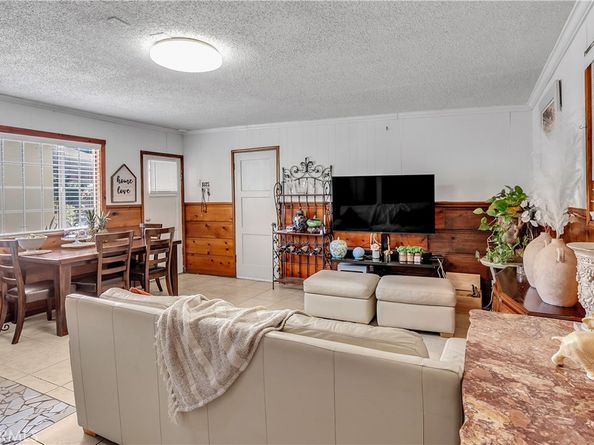 8731 S Gramercy Place, Los Angeles CA 90047