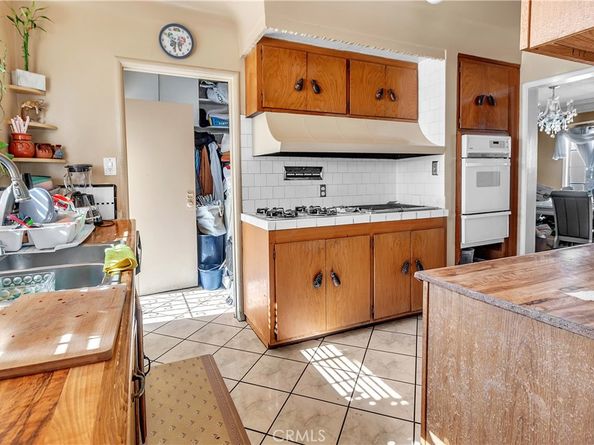 8731 S Gramercy Place, Los Angeles CA 90047
