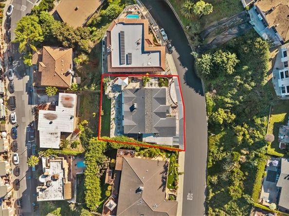 4119 Don Jose Dr, Baldwin Hills CA 90008