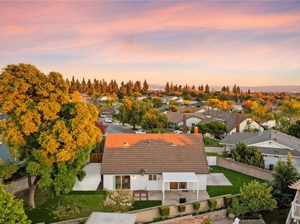 1325 Brenda Court, Upland CA 91786