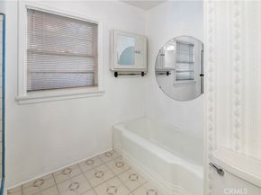 632 W I, Ontario CA 91762