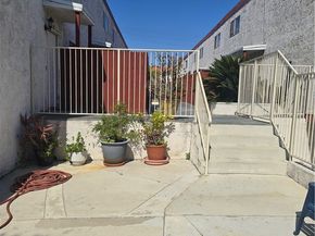 852 W Beach Avenue 4, Inglewood CA 90302