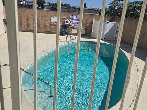 852 W Beach Avenue 4, Inglewood CA 90302