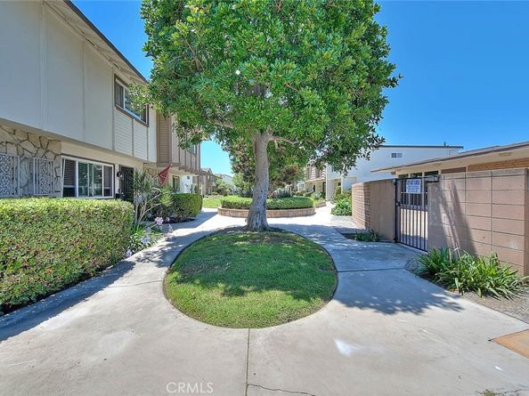17401 Hood Court, Fountain Valley CA 92708
