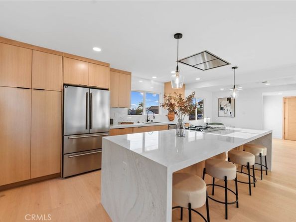 2105 Linda Lane, Carlsbad CA 92008