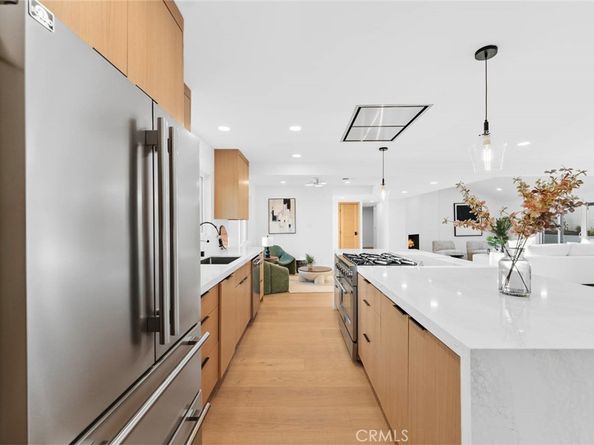 2105 Linda Lane, Carlsbad CA 92008