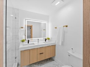 2105 Linda Lane, Carlsbad CA 92008