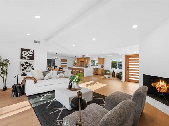 2105 Linda Lane, Carlsbad CA 92008