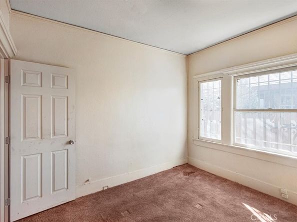 3417 4th Avenue, Los Angeles CA 90018