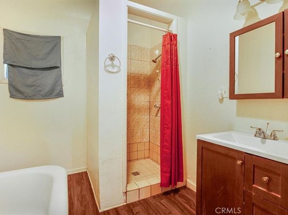 3417 4th Avenue, Los Angeles CA 90018