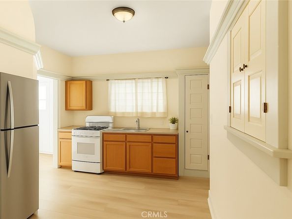 3417 4th Avenue, Los Angeles CA 90018