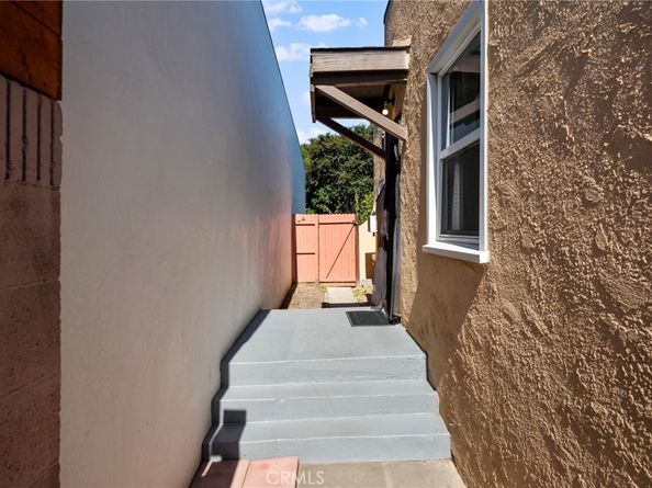 332 E South Street, Long Beach CA 90805