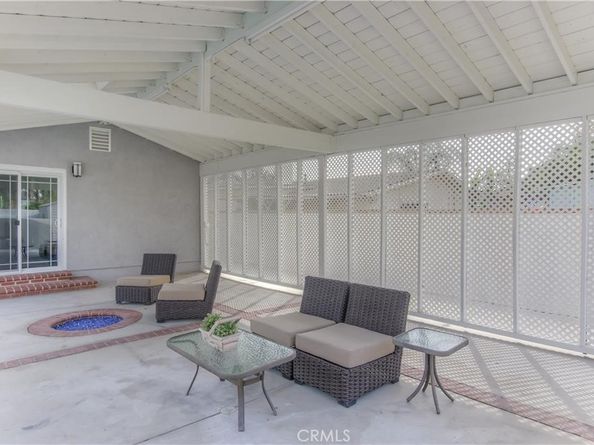1925 N Screenland Drive, Burbank CA 91505