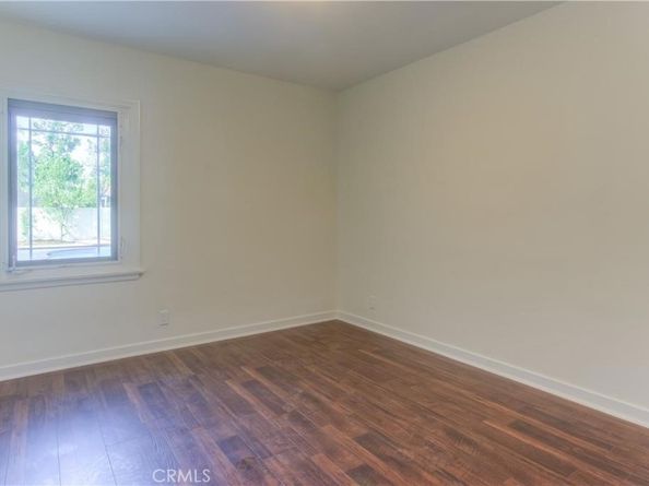 1925 N Screenland Drive, Burbank CA 91505