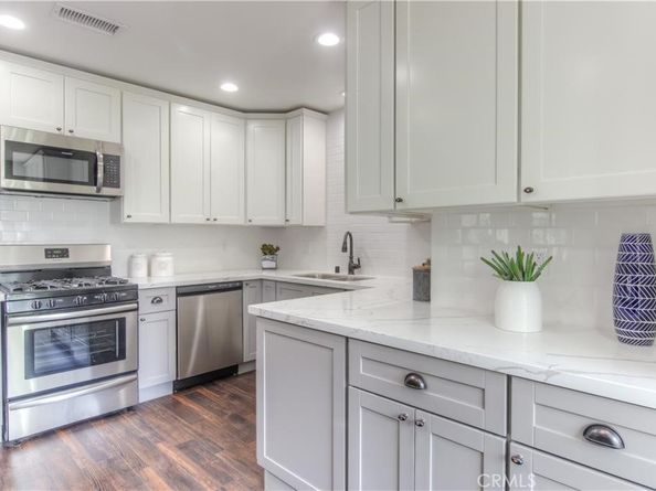 1925 N Screenland Drive, Burbank CA 91505