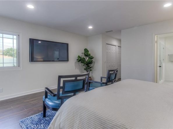1925 N Screenland Drive, Burbank CA 91505