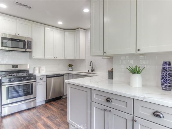 1925 N Screenland Drive, Burbank CA 91505