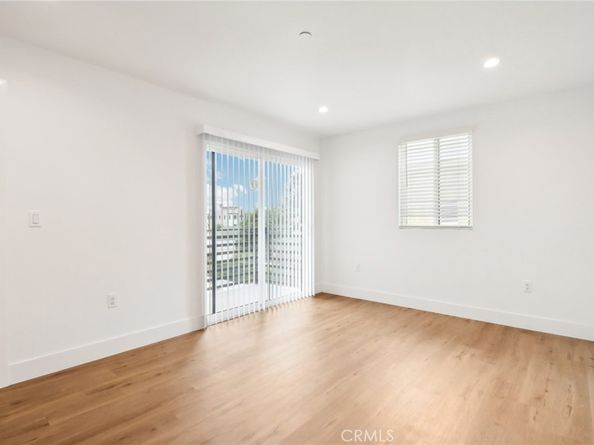 4512 St Elmo Drive, Los Angeles CA 90019