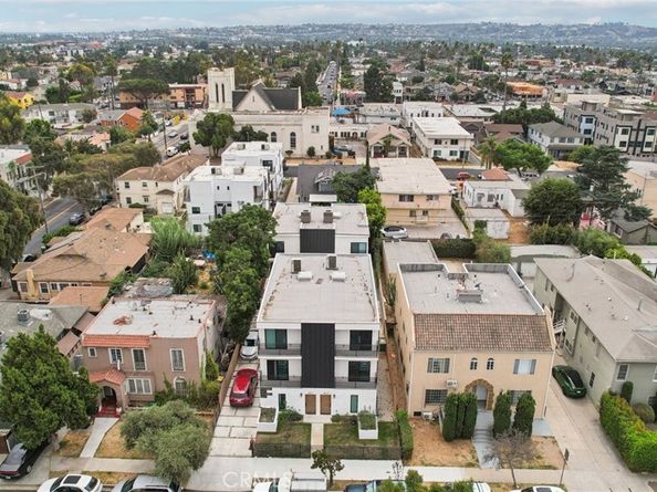 4512 St Elmo Drive, Los Angeles CA 90019