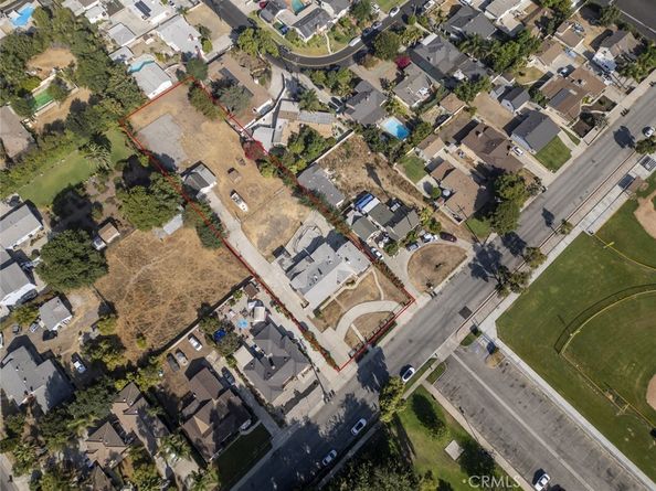 1123 S Walnut Avenue, West Covina CA 91790