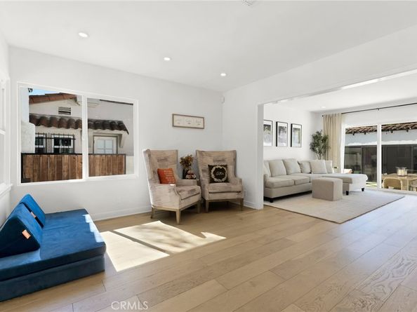 805 N Kemp, Burbank CA 91505