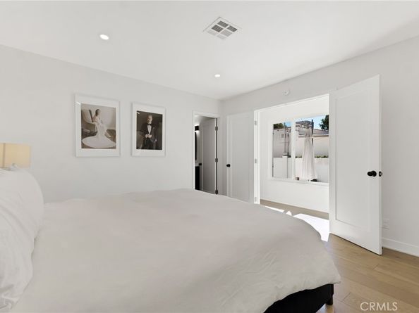 805 N Kemp, Burbank CA 91505