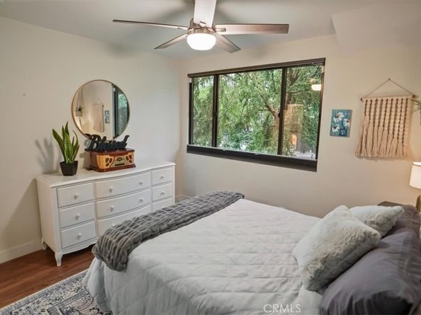 606 Uclan Drive, Burbank CA 91504