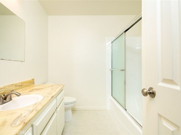 12421 Ramona, Hawthorne CA 90250