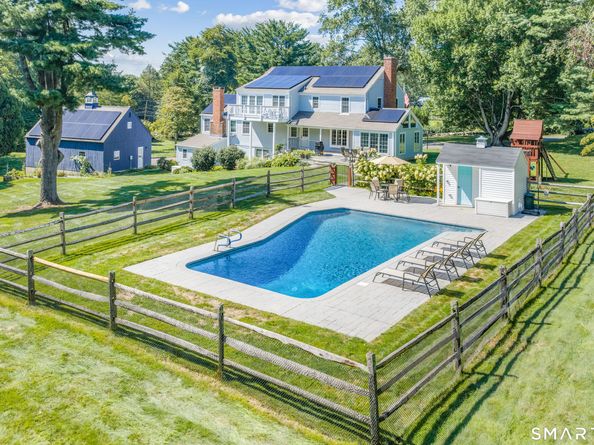 23 Jonathan Road, New Canaan CT 06840