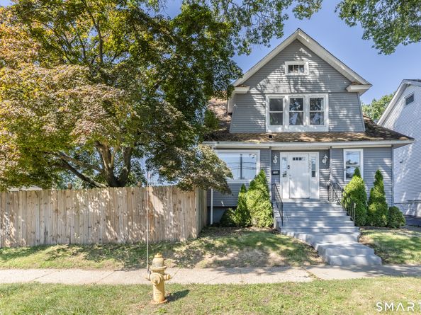 380 Rockwell Avenue, Stratford CT 06615