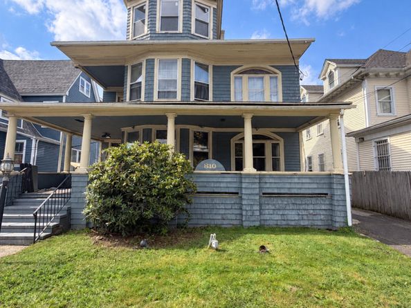 810 North Avenue, Bridgeport CT 06606