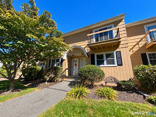 5 Deer Run 5, Bethel CT 06801