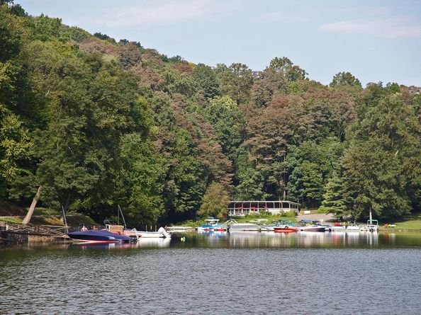 8 Ledgewood Drive, Sherman CT 06784