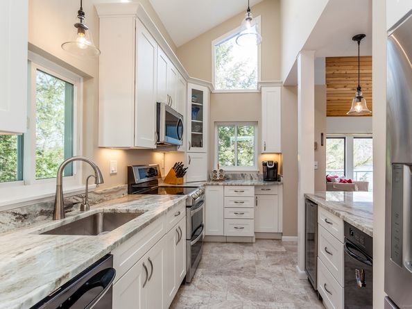 8 Ledgewood Drive, Sherman CT 06784