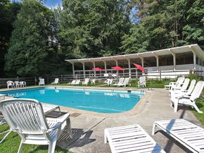 8 Ledgewood Drive, Sherman CT 06784