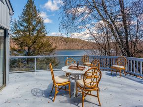 8 Ledgewood Drive, Sherman CT 06784