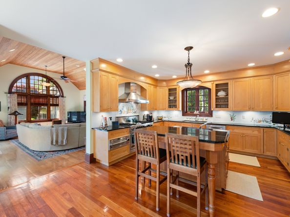 61 High Ridge Avenue, Ridgefield CT 06877
