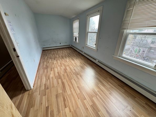 485 Laurel Avenue, Bridgeport CT 06605