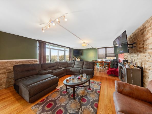 2370 North Avenue 5A, Bridgeport CT 06604