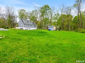 6 Winding Road, Brookfield CT 06804