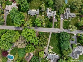 240 N Cedar Road, Fairfield CT 06824