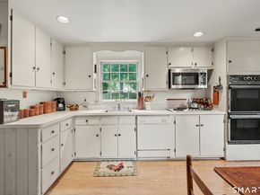 240 N Cedar Road, Fairfield CT 06824