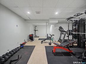 33 stonewall Drive, Stamford CT 06905