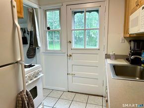 337 Sylvan Knoll Road, Stamford CT 06902