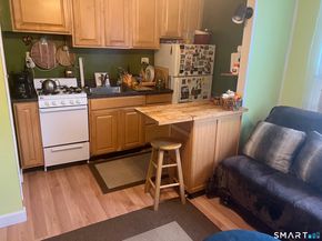 395-Bld 3 Granfield Avenue D, Bridgeport CT 06610