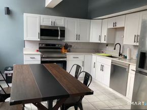 Undisclosed Address #24174384, Bridgeport CT 06610