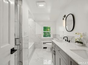 116 Mile Common, Easton CT 06612